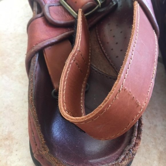 Earth Shoes EUC - Picture 2 of 3